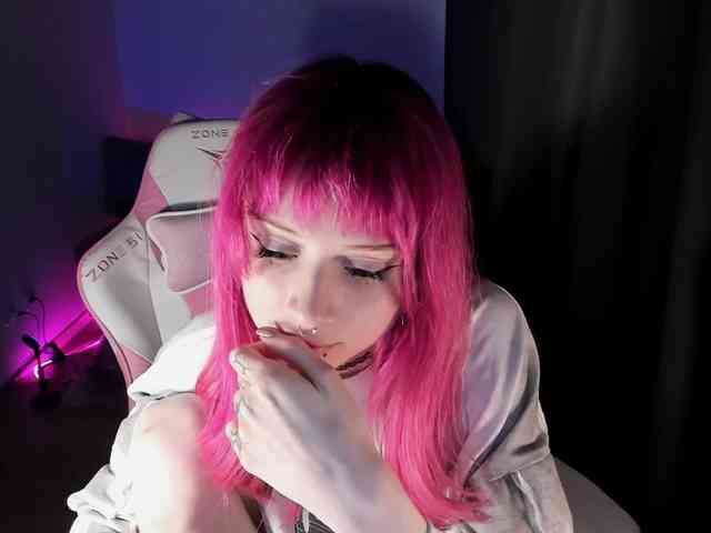 mnepohuyy webcam