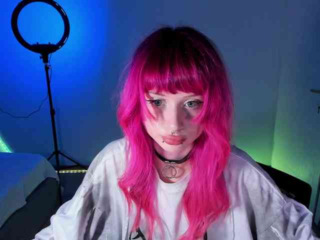 mnepohuyy webcam