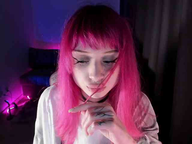 mnepohuyy webcam