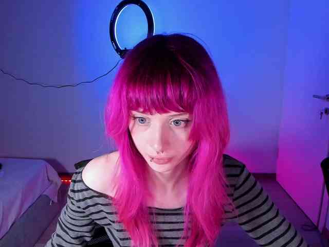 mnepohuyy webcam