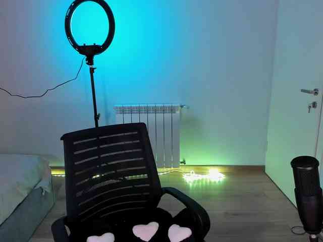 mnepohuyy webcam