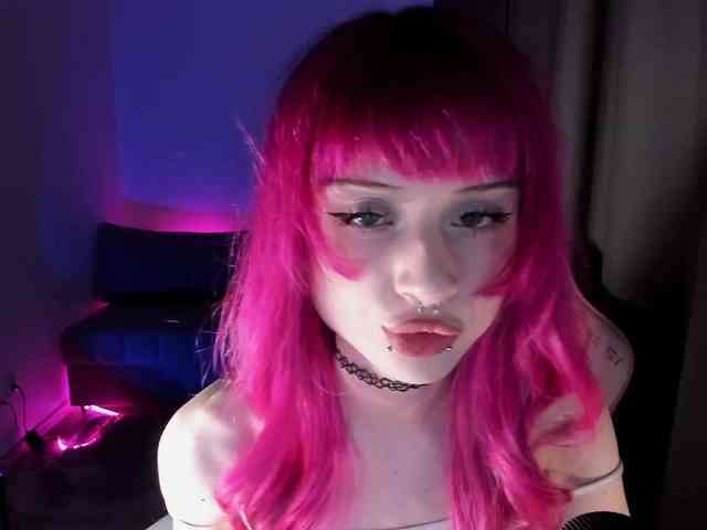 mnepohuyy webcam