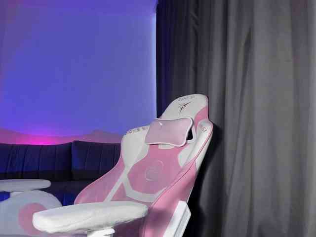 mnepohuyy webcam
