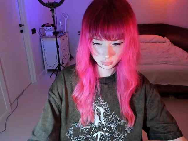 mnepohuyy webcam