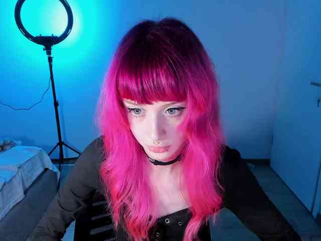 mnepohuyy webcam