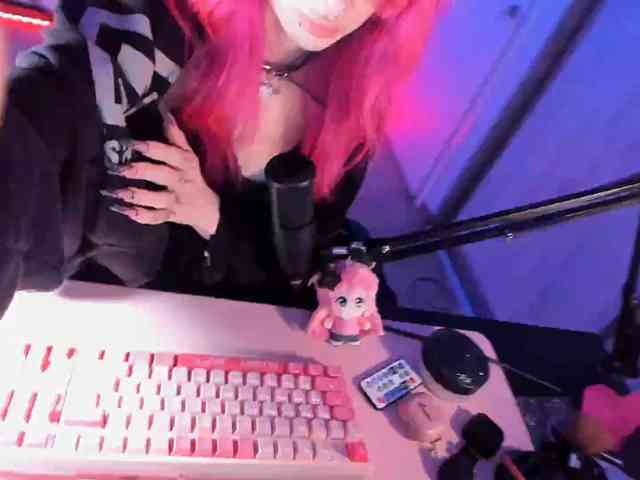 mnepohuyy webcam