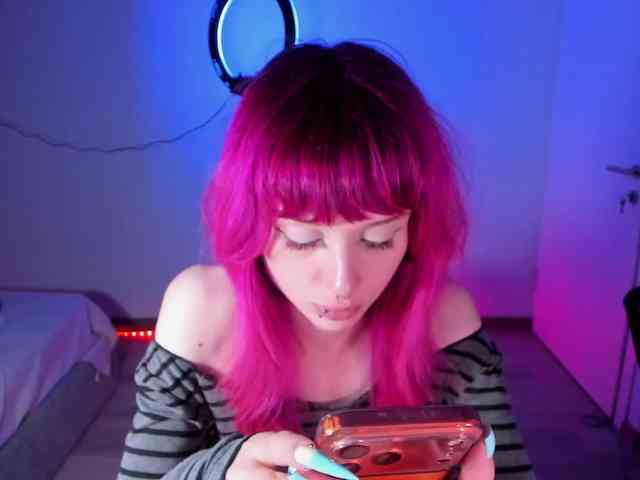 mnepohuyy webcam