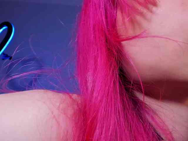 mnepohuyy webcam
