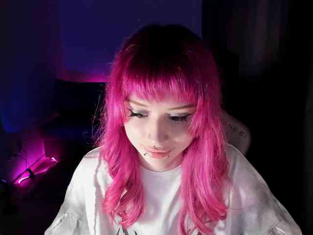 mnepohuyy webcam