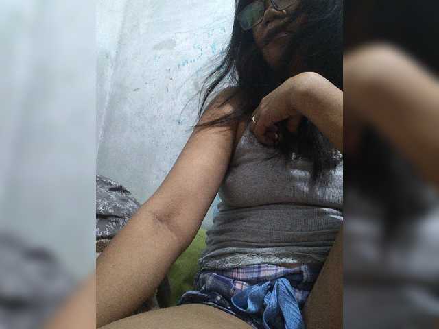revive02 live cam on BongaCams