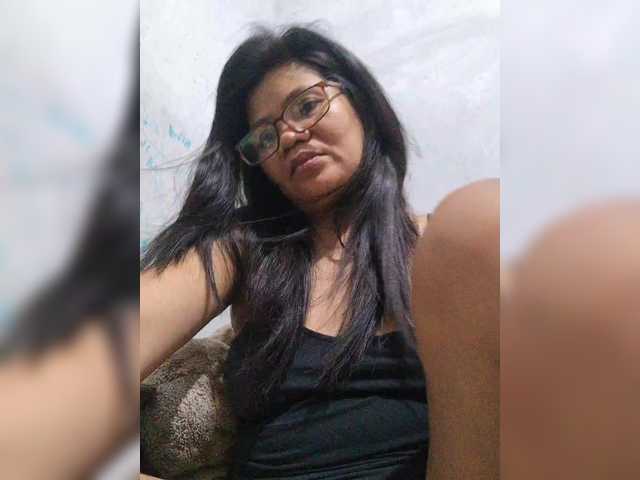 revive02 live cam on BongaCams