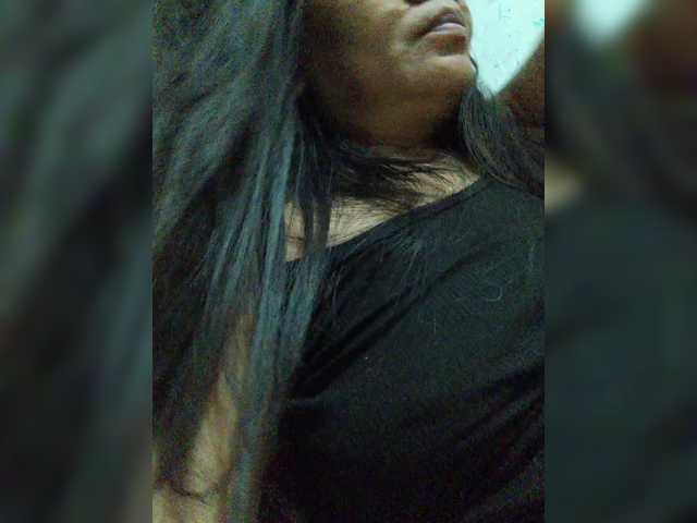 revive02 live cam on BongaCams
