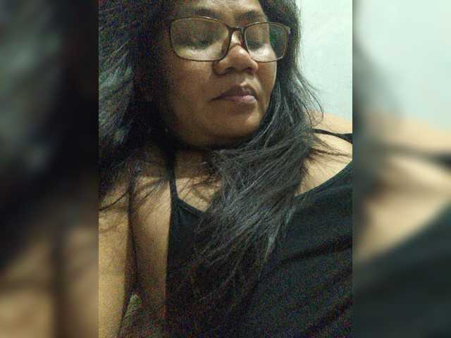 revive02 live cam on BongaCams