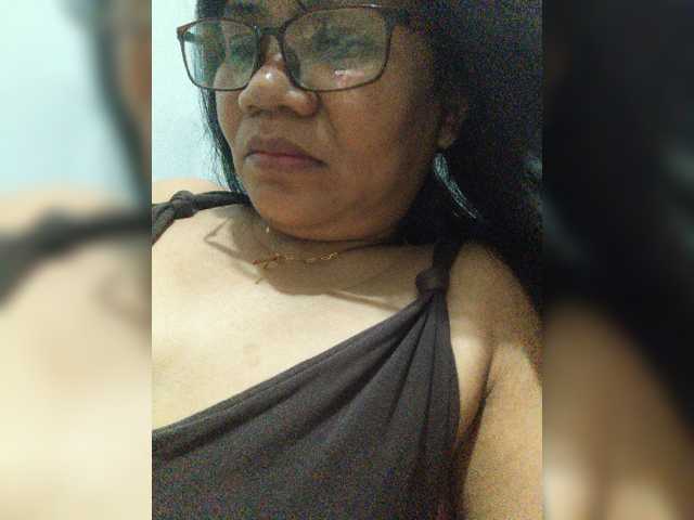 revive02 live cam on BongaCams