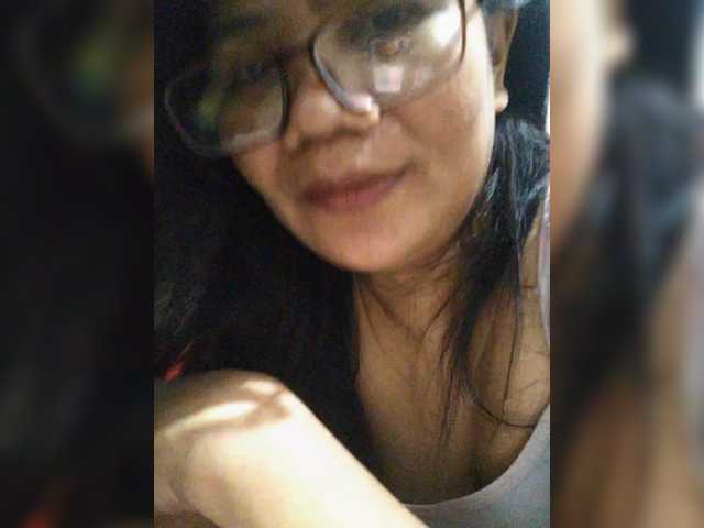 revive02's BongaCams show and profile