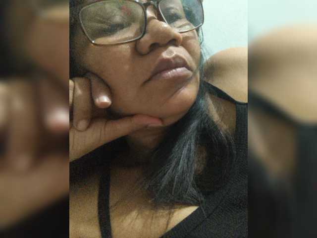 revive02 live cam on BongaCams