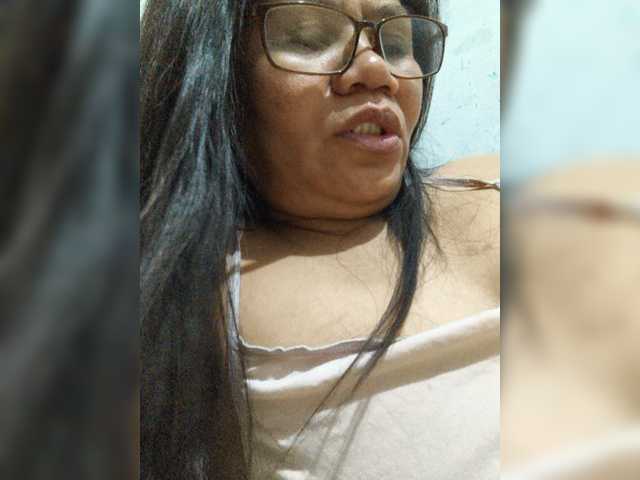 revive02 live cam on BongaCams