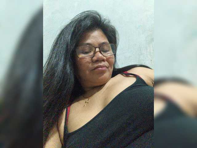 revive02 live cam on BongaCams