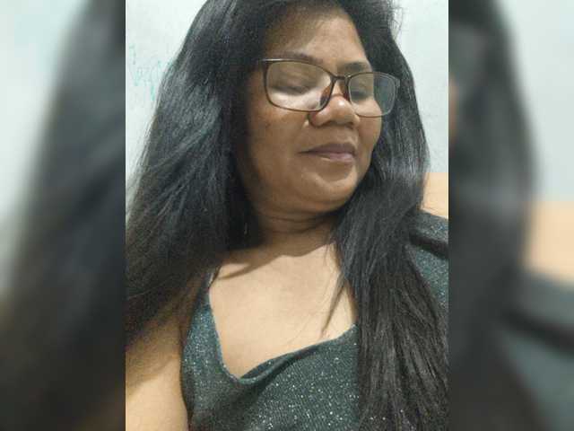revive02 live cam on BongaCams
