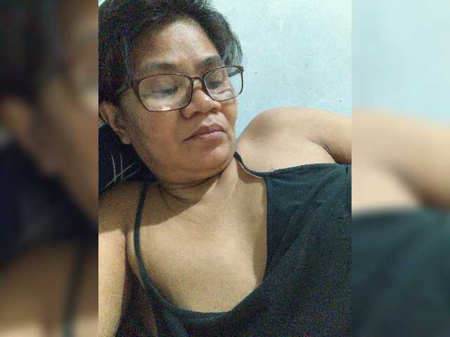 revive02 live cam on BongaCams