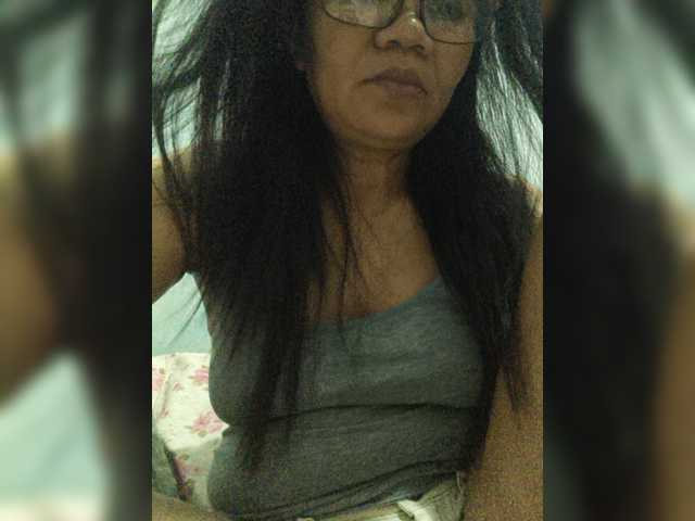 revive02 live cam on BongaCams