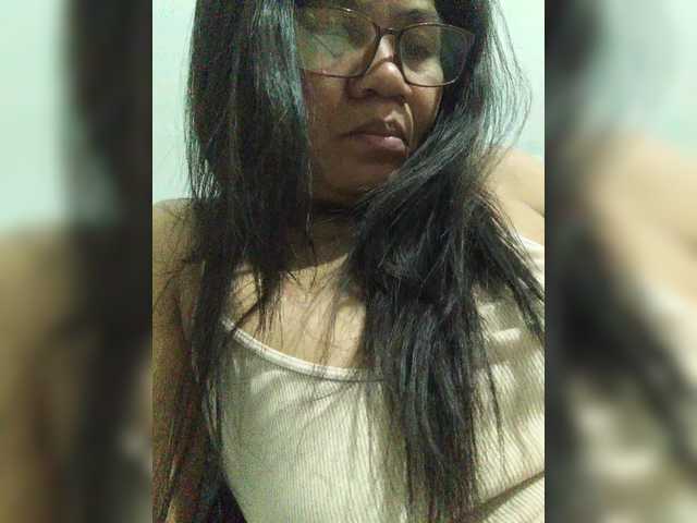 revive02 live cam on BongaCams