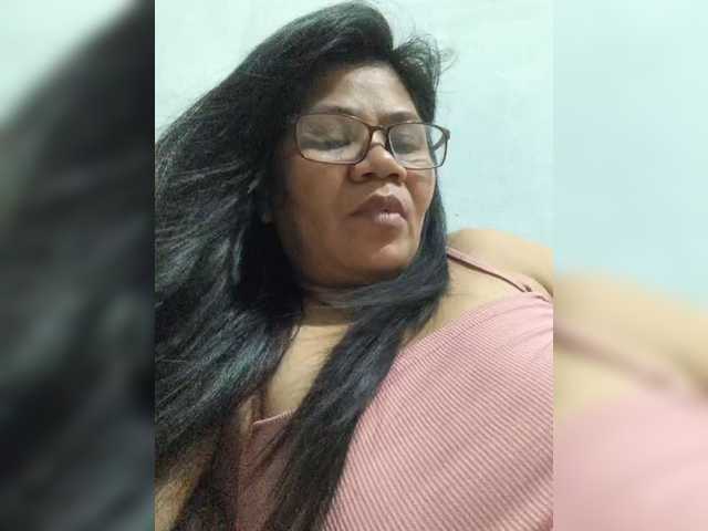 revive02 live cam on BongaCams