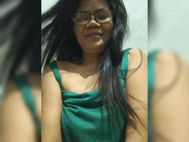 revive02 live cam on BongaCams