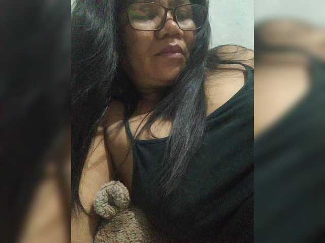 revive02 live cam on BongaCams
