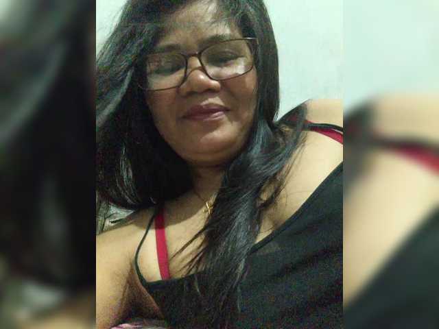 revive02 live cam on BongaCams