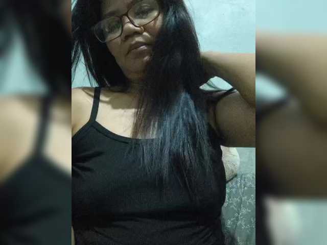 revive02 live cam on BongaCams