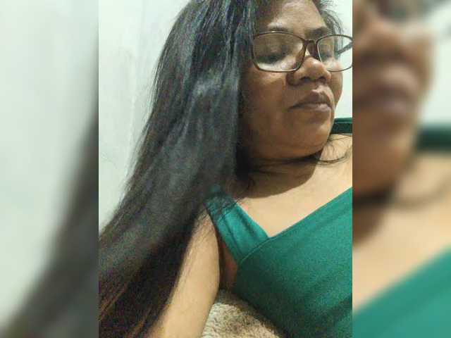 revive02 live cam on BongaCams