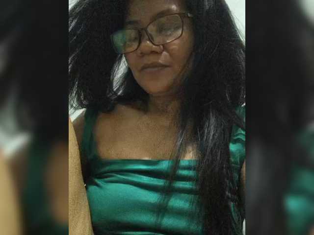 revive02 live cam on BongaCams
