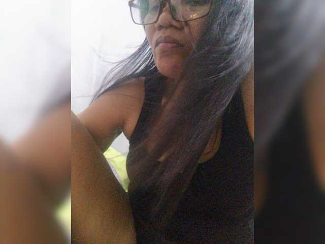 revive02 live cam on BongaCams
