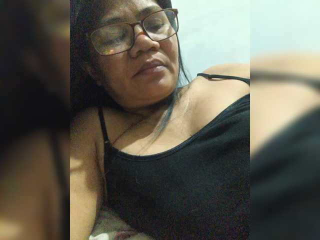 revive02 live cam on BongaCams