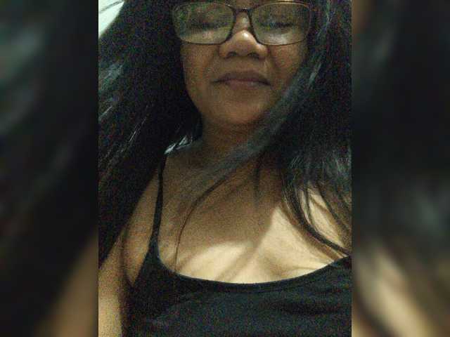 revive02 live cam on BongaCams