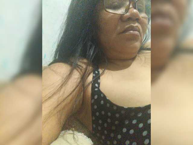 revive02 live cam on BongaCams