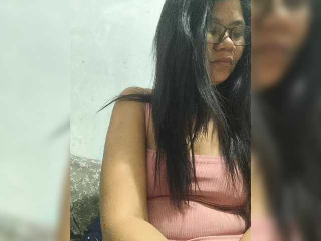 revive02 live cam on BongaCams