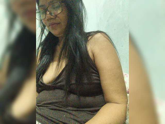 revive02 live cam on BongaCams
