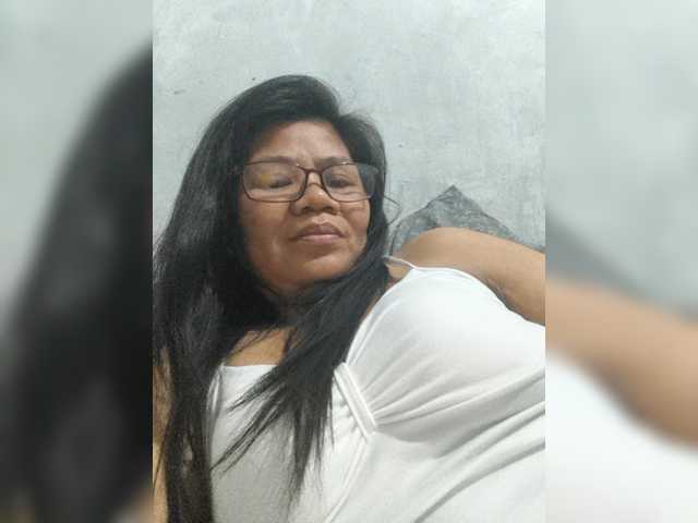 revive02 live cam on BongaCams