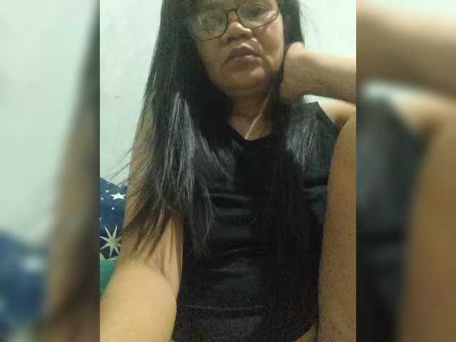 revive02 live cam on BongaCams