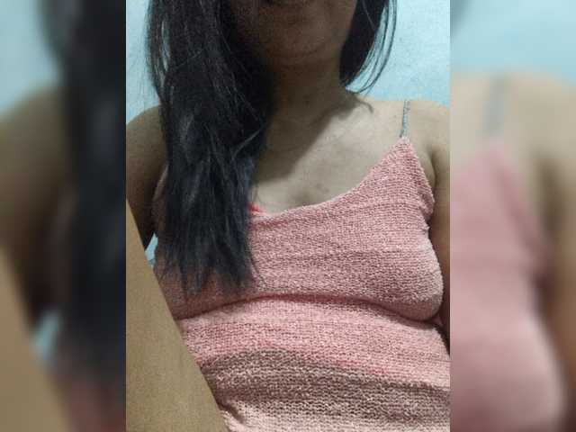 revive02 live cam on BongaCams
