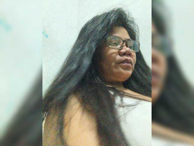 revive02 live cam on BongaCams