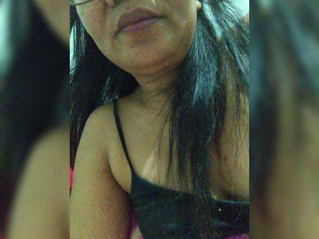 revive02's BongaCams show and profile