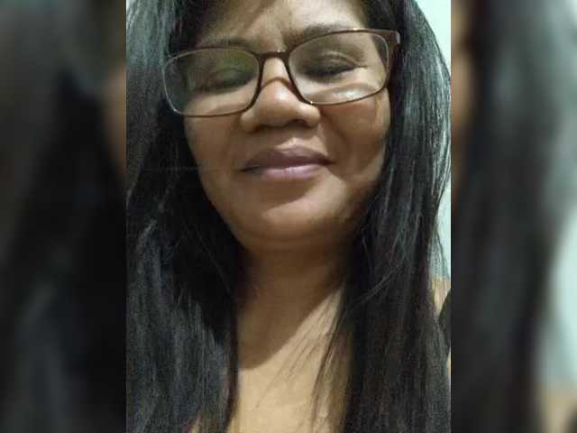 revive02 live cam on BongaCams
