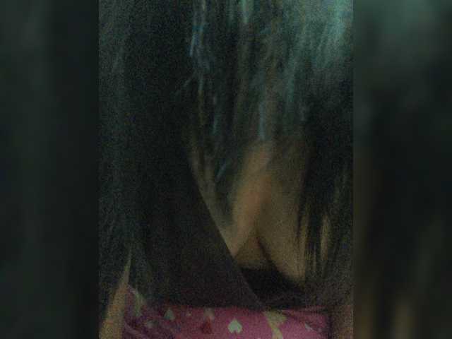 revive02 live cam on BongaCams