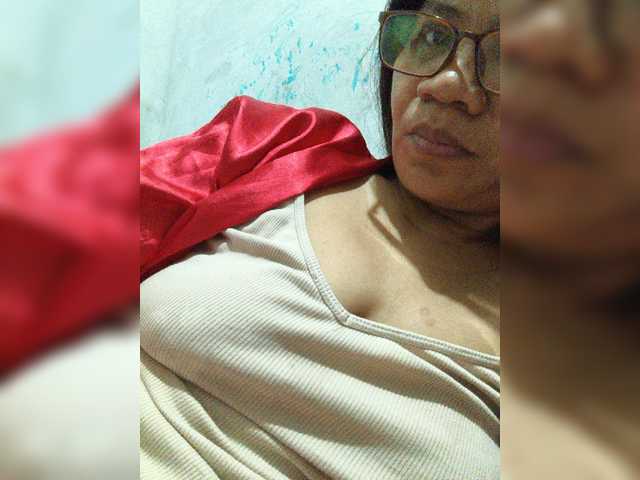 revive02 live cam on BongaCams