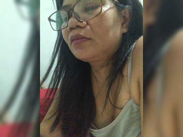 revive02's BongaCams show and profile