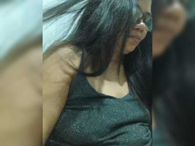revive02 live cam on BongaCams