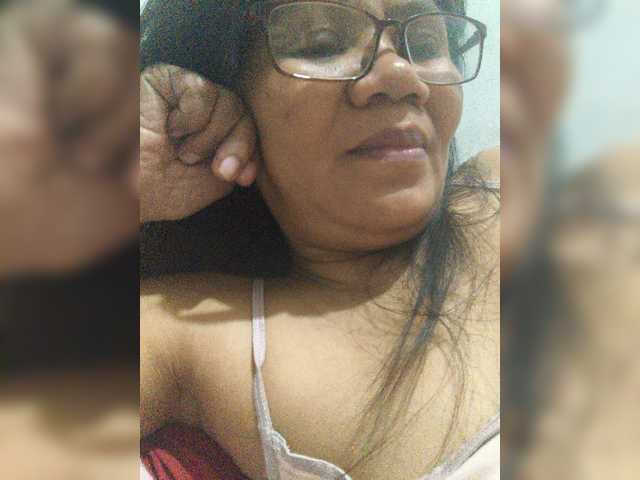 revive02 live cam on BongaCams